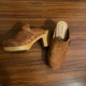 Torrid clogs